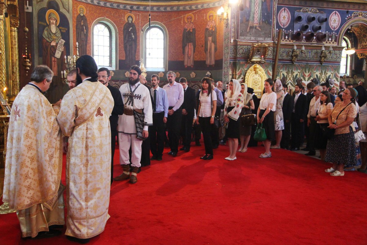 Licenţiaţii Facultăţii de Teologie de la Sibiu au depus jurământul 57748