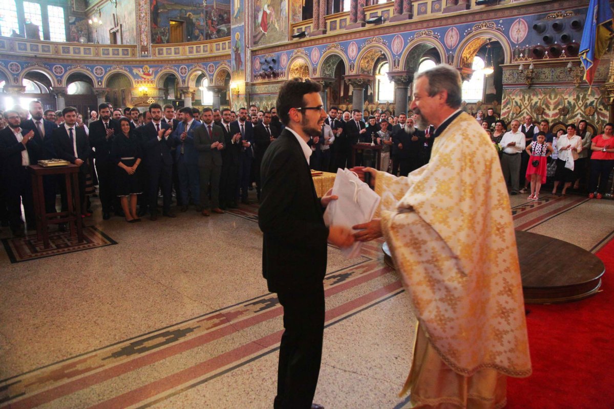 Licenţiaţii Facultăţii de Teologie de la Sibiu au depus jurământul 57753