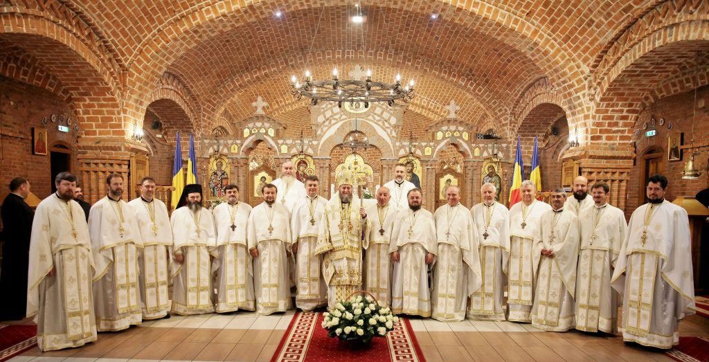 Preasfinţitul Iustin Sigheteanul a împlinit 55 de ani 57744