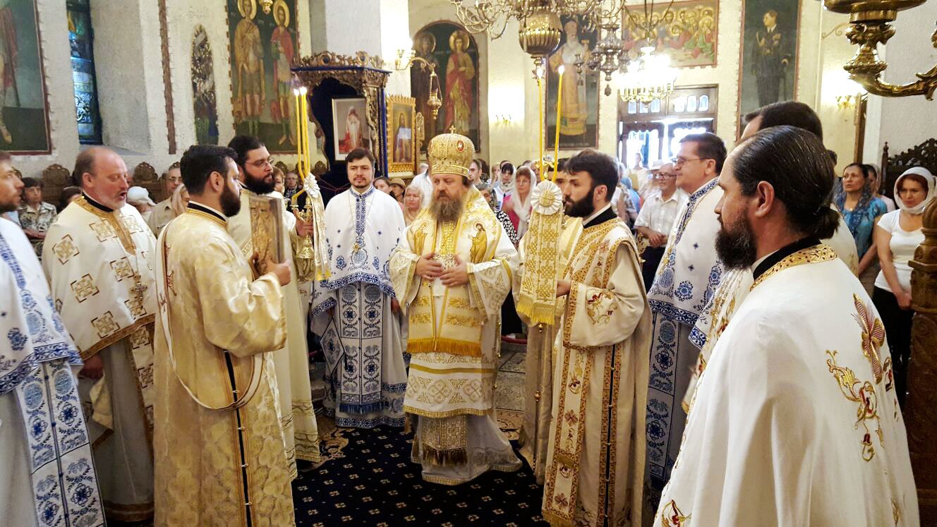 Sărbătoare la Parohia „Sfântul Ioan”-Piață 57790