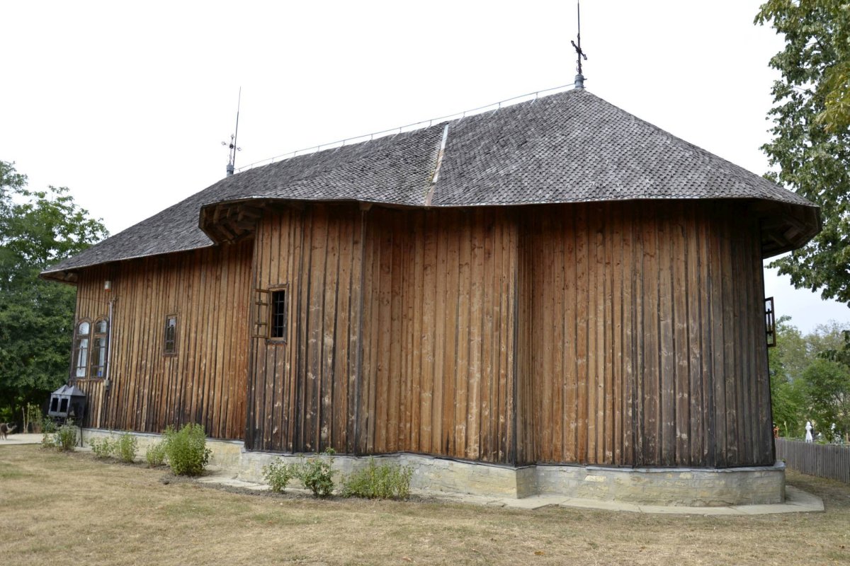 Bisericuța răzeșilor de la Gârceni 57834