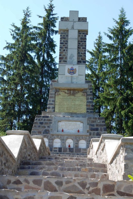   Sfinți și eroi la Schitul Gura Izvor 57816