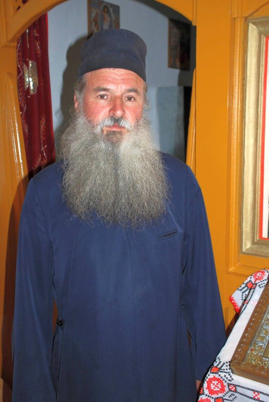   Sfinți și eroi la Schitul Gura Izvor 57817