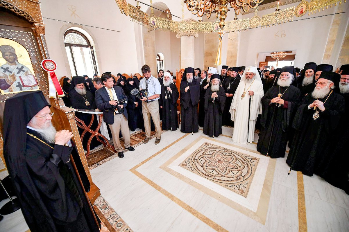 Liturghie solemnă în Catedrala din Chania, Creta 57713