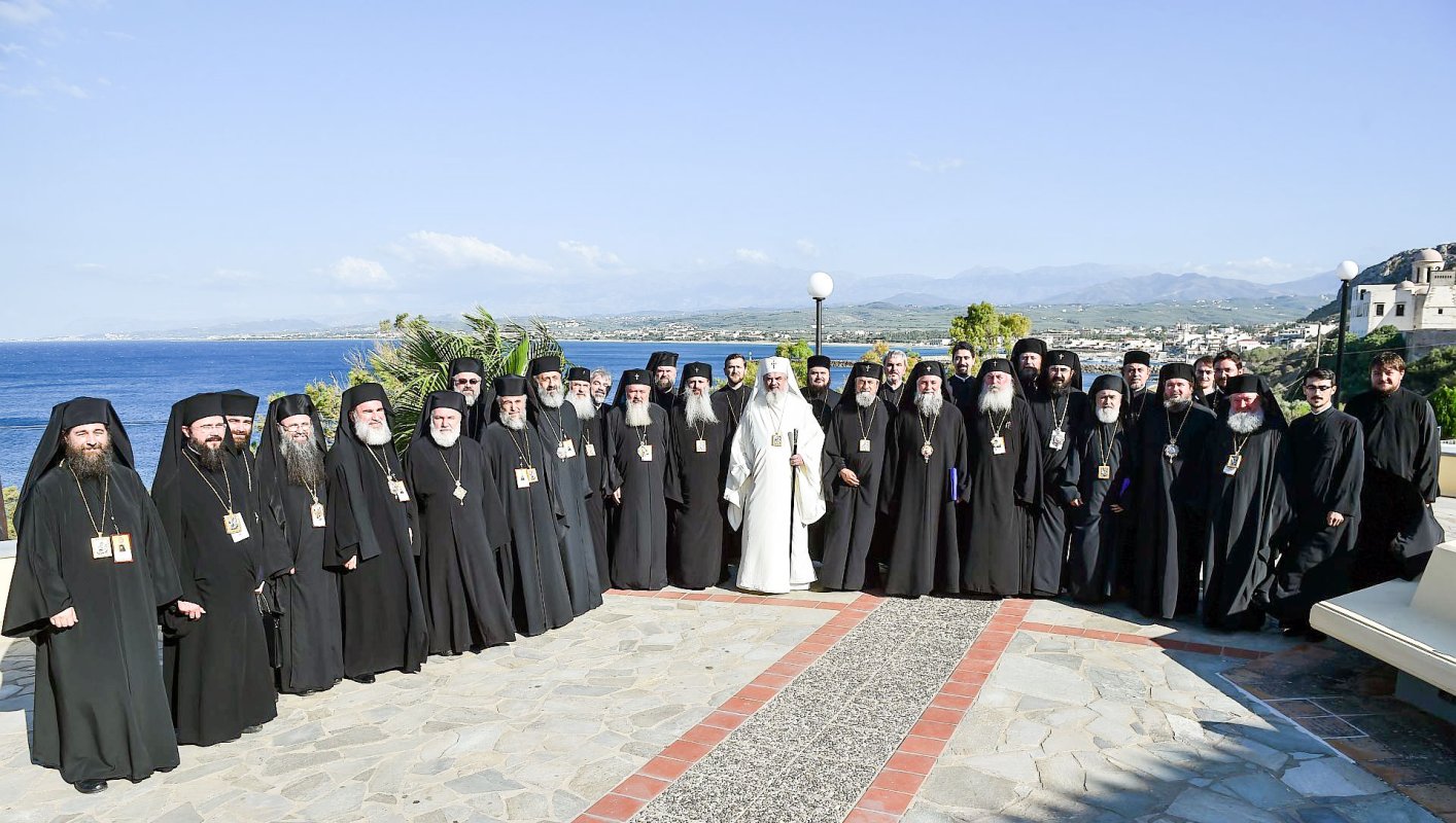 Ședința de închidere a lucrărilor Sfântului și Marelui Sinod 57706