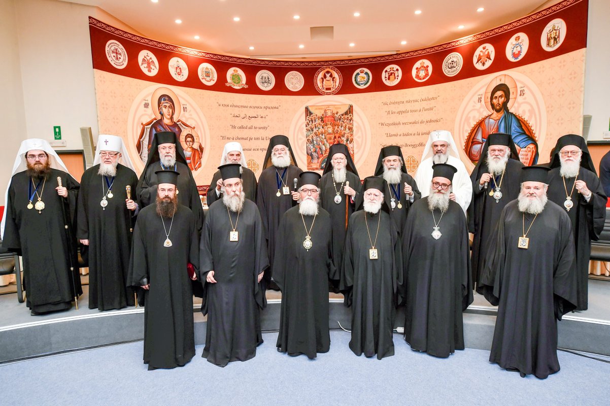 Ședința de închidere a lucrărilor Sfântului și Marelui Sinod 57708