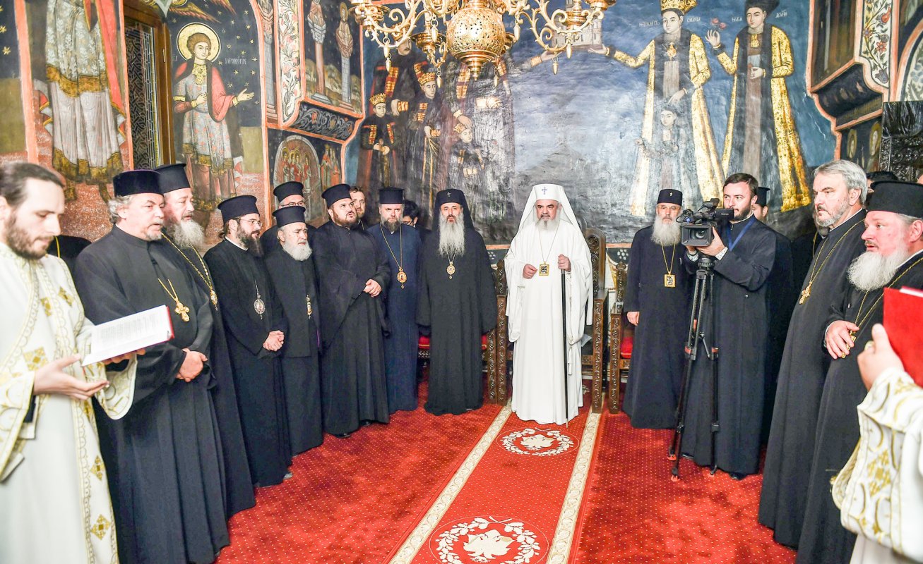 Delegația Bisericii noastre la Sfântul și Marele Sinod a sosit în ţară 57641