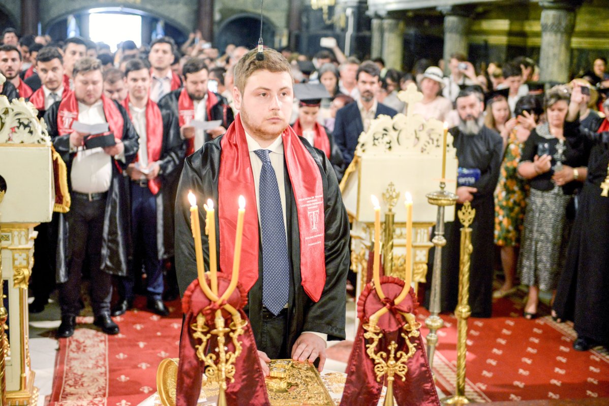 Jurământul de credinţă al teologilor bucureșteni 57650