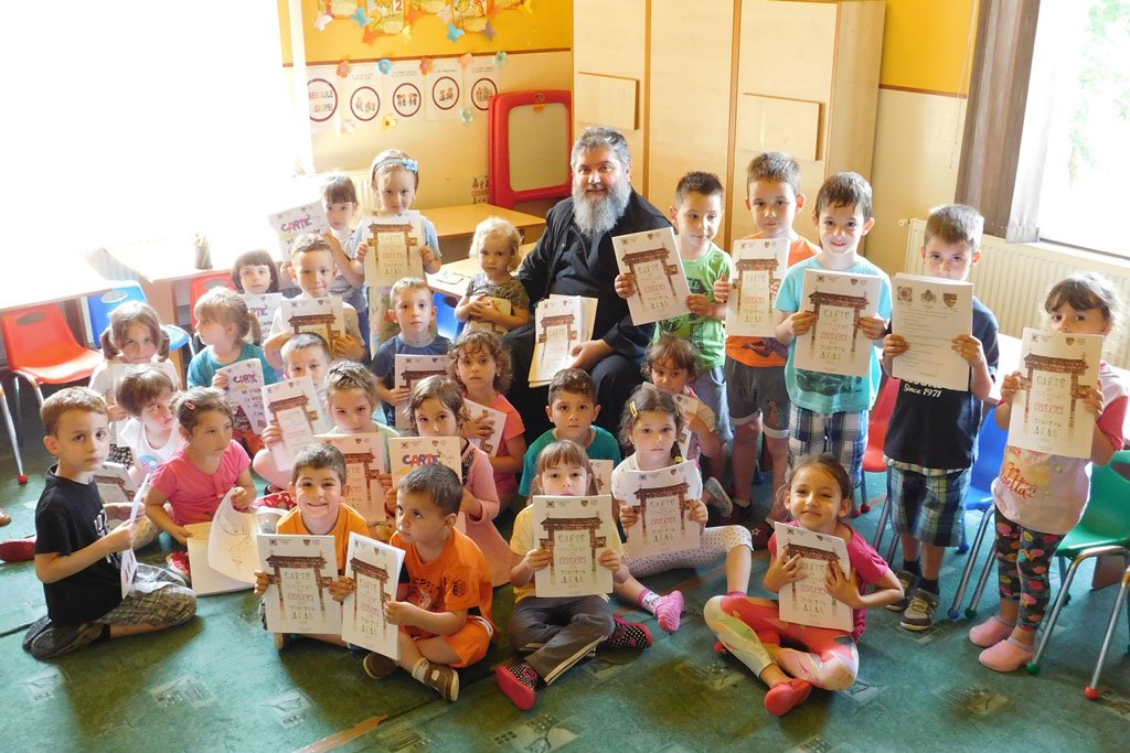 Programe cultural-religioase la grădinițele arădene 57635