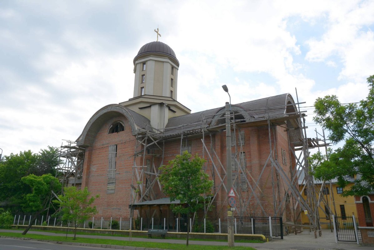 „Să vă străduiţi să terminaţi această biserică!“ 57607