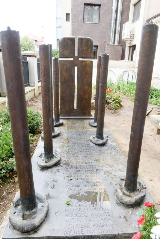 Pelerini români din Ungaria la biserici și mănăstiri bucureștene 57534