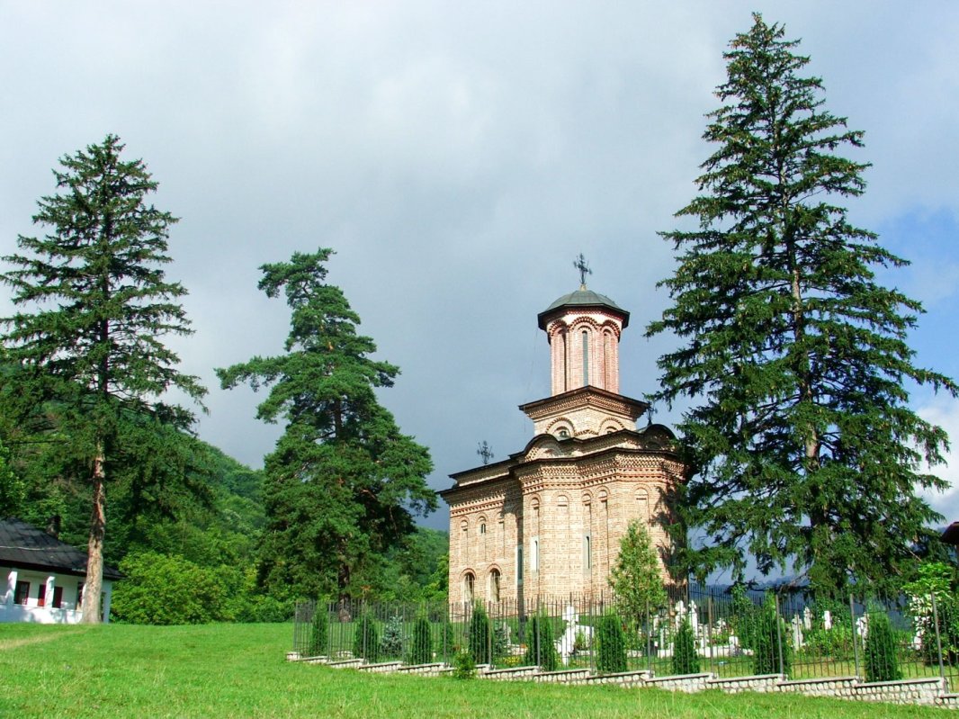 Bucurii duhovniceşti pentru credincioşii olteni 57402