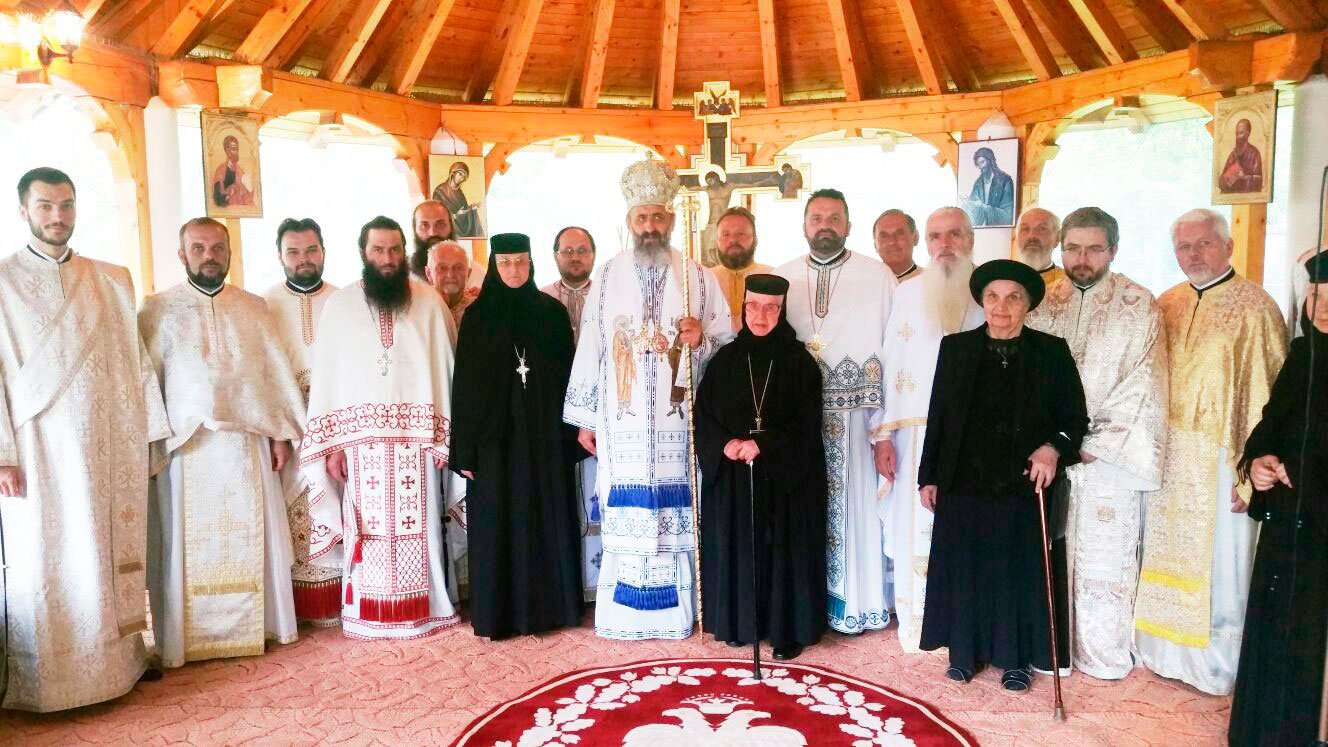 Hramul Sfinţilor Apostoli Petru şi Pavel, în Transilvania 57389