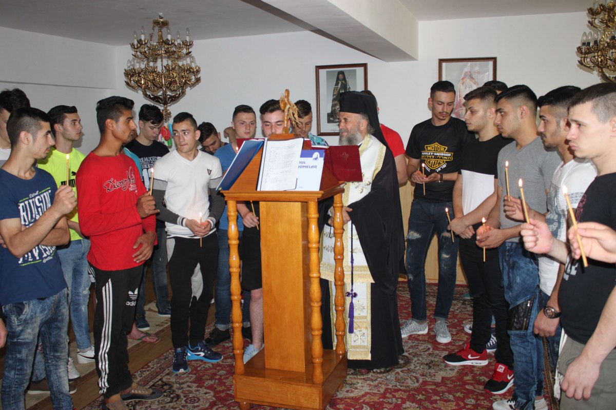 Sfinții Apostoli Petru și Pavel, cinstiți la Dunărea de Jos 57428