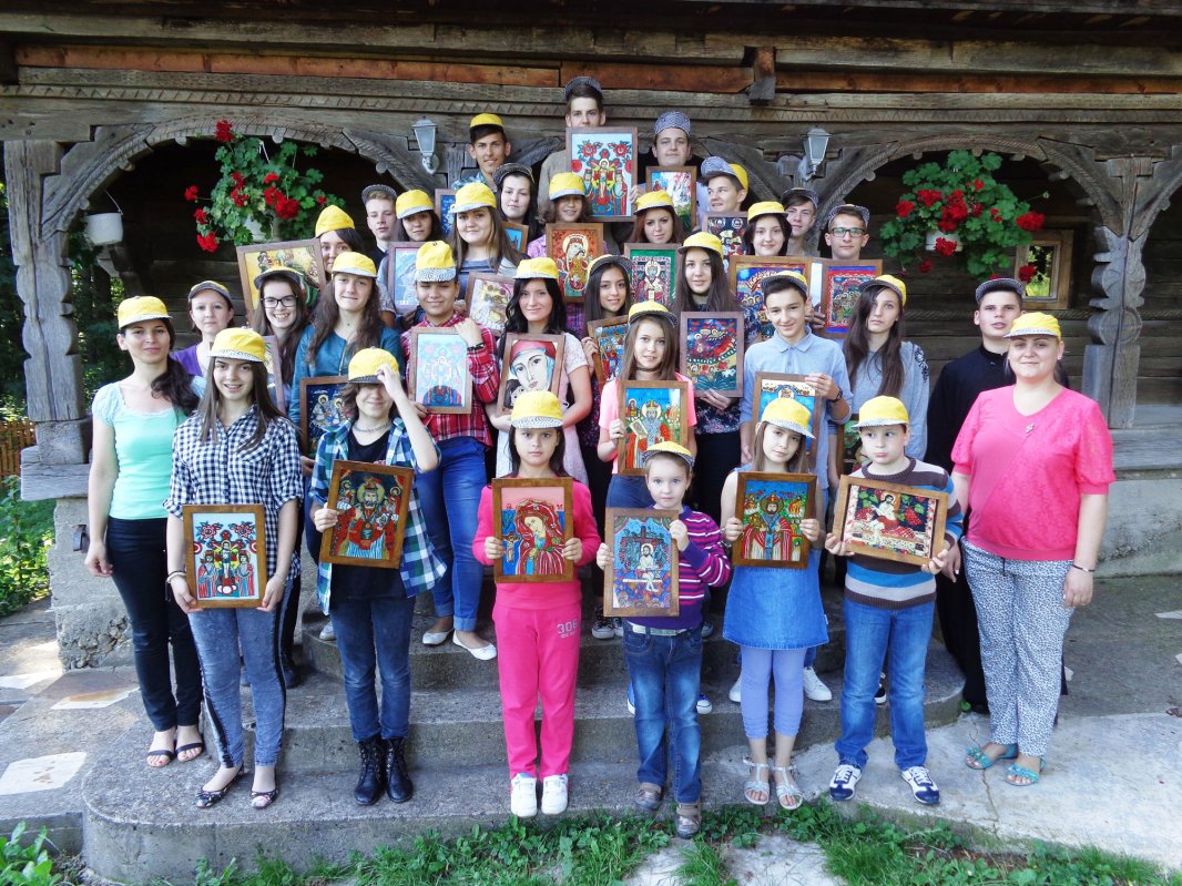 Tabere de creaţie religioasă în Episcopia Oradiei 57398