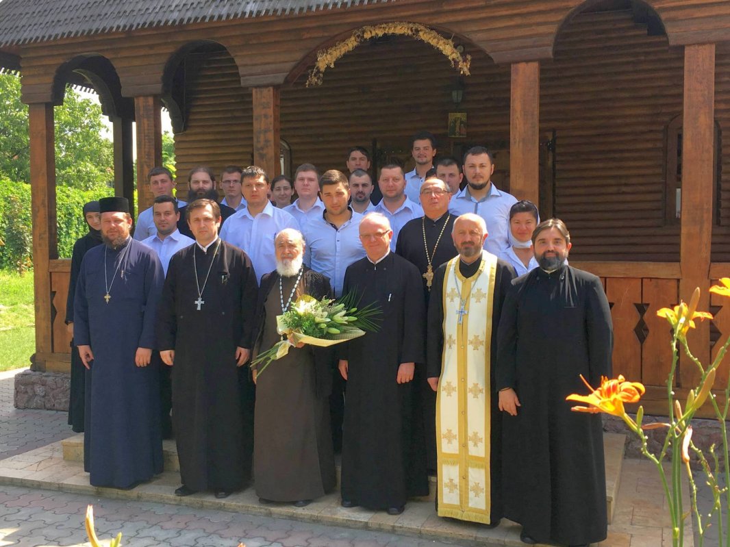 O nouă promoție de teologi la Arad 57293
