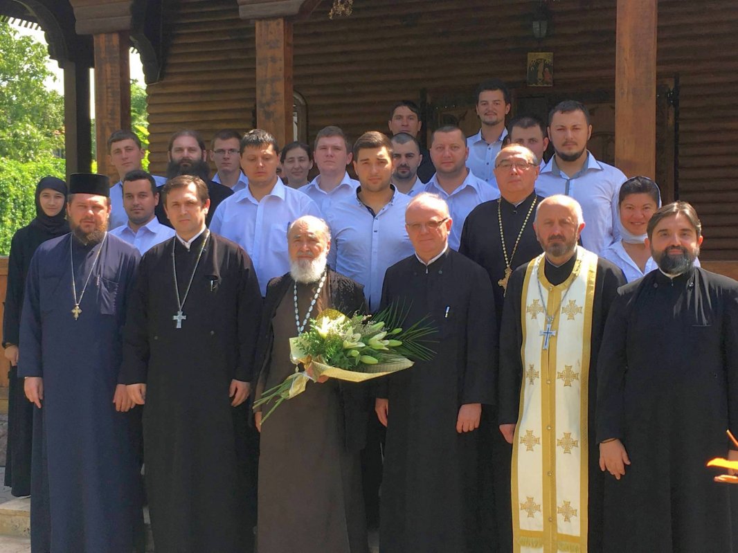 O nouă promoție de teologi la Arad 57294