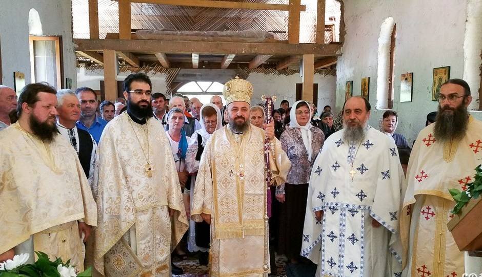 Slujiri arhiereşti în Duminica Sfinţilor Români, în Transilvania  57245