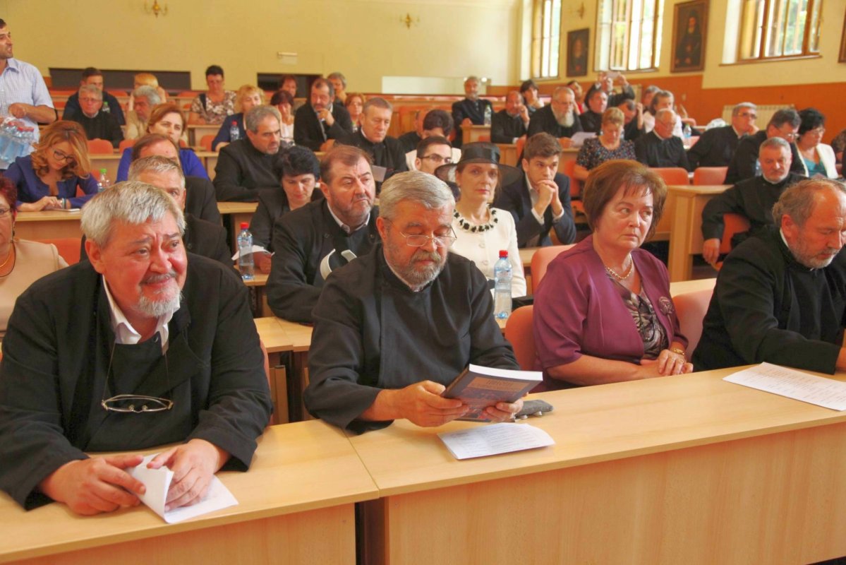 Întâlnire la 30 de ani de la absolvirea Facultăţii de Teologie  57145