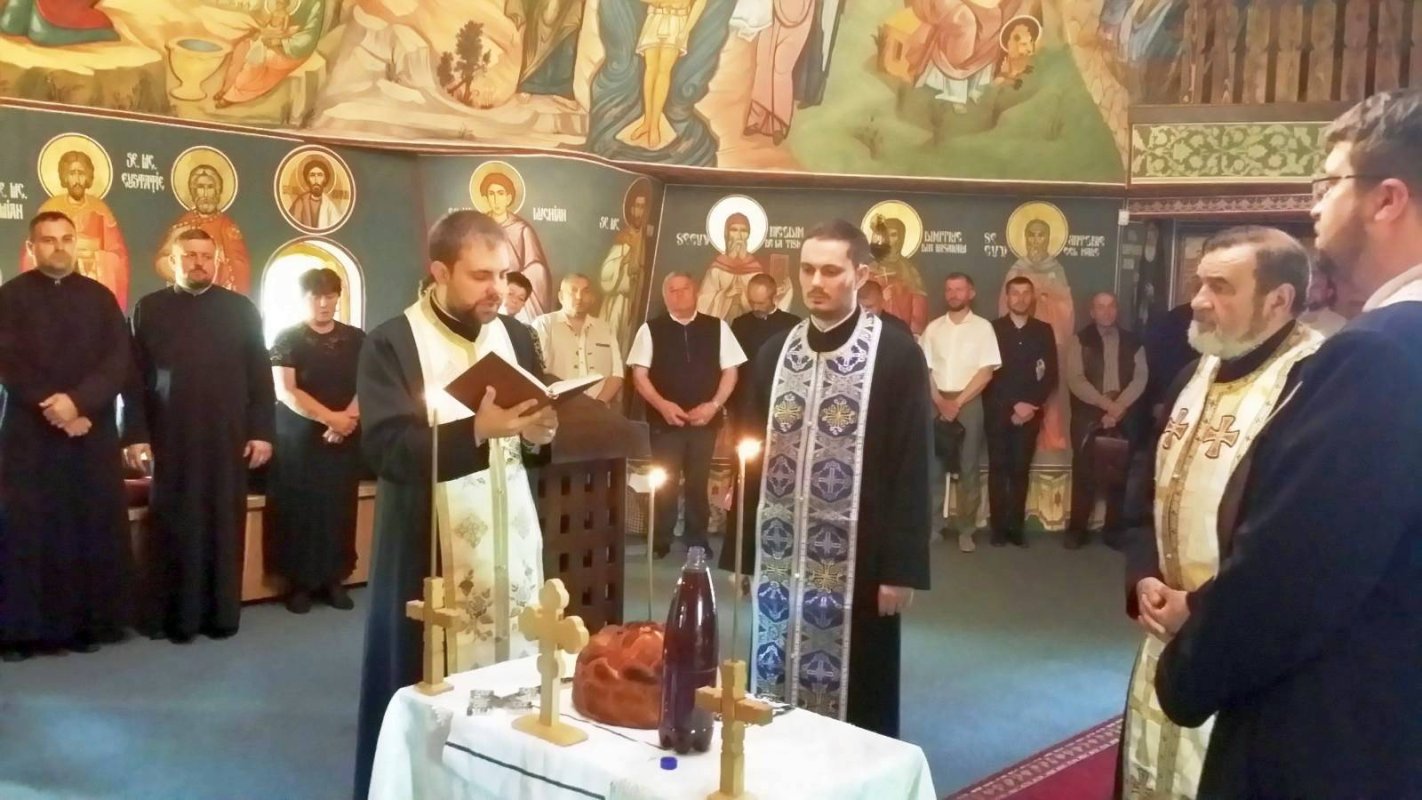 Şedinţă lunară în Protopopiatul Huedin   57154