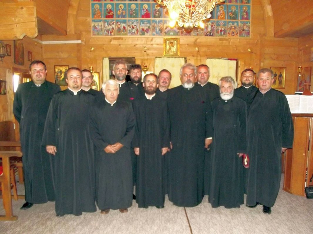 O nouă întâlnire la Biserica „Ziua Crucii” 57070