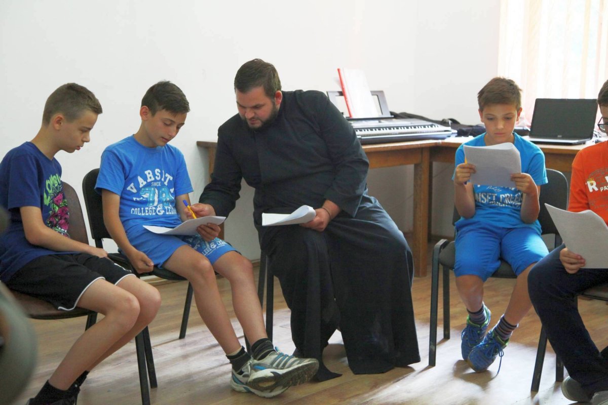 Tabără în limba engleză, în Arhiepiscopia Sibiului 56997