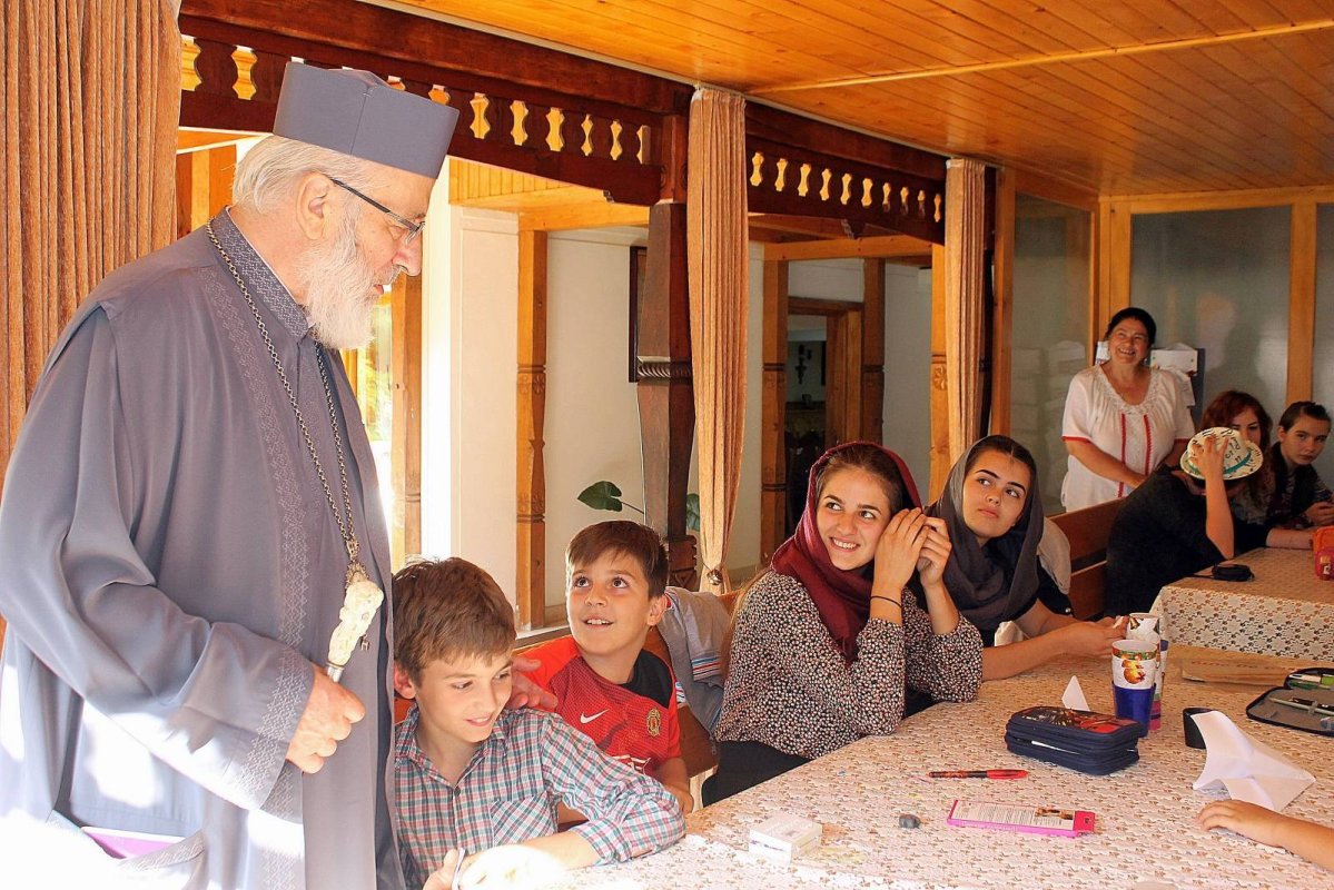 Tabără pentru copii  la Mănăstirea Robaia 56958