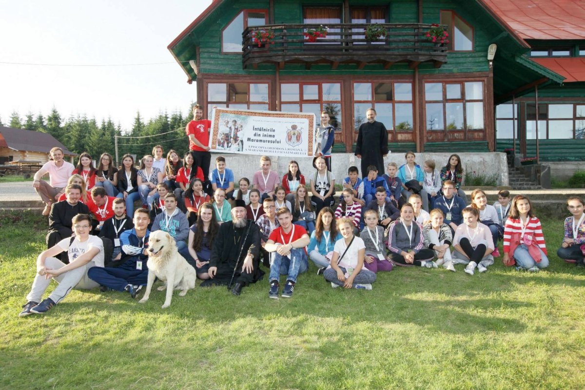 Tinerii ortodocși la „Întâlnirile din inima Maramureșului” 56913