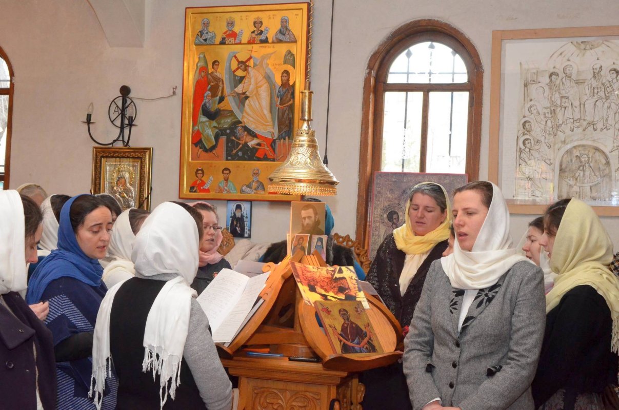 „Aici am început să fim oamenii lui Dumnezeu” 57130