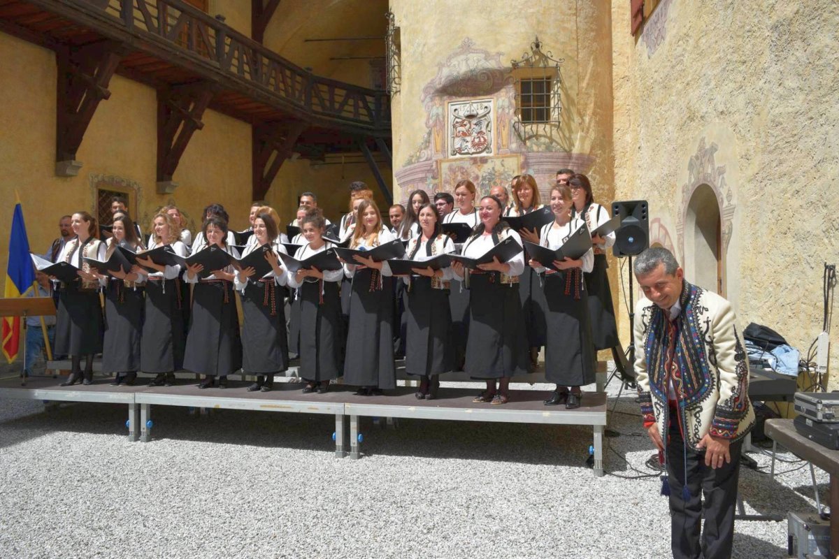 Corul „Concentus” din Braşov, la Festivalul „Alta Pusteria”, Italia  56849