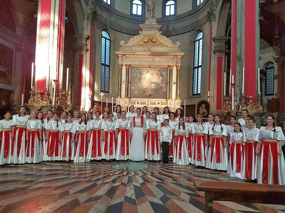 Aur pentru Corul „Symbol” 56823