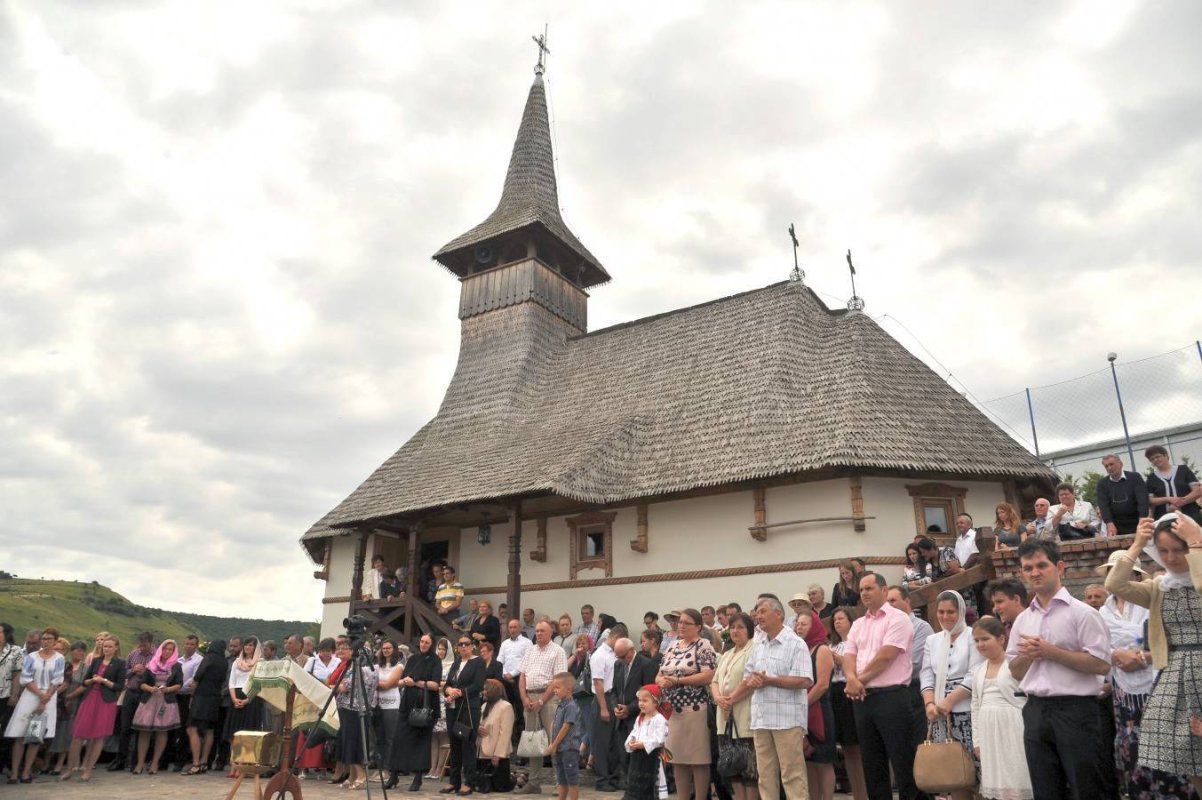 Sfinţiri şi slujiri arhiereşti în Duminica a 3-a după Rusalii 56786