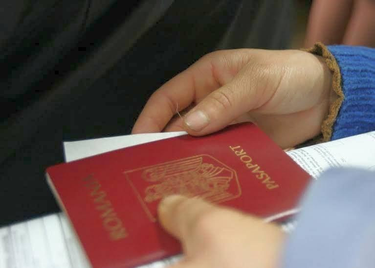 Taxele auto sau pentru paşaport nu se mai plătesc direct la CEC 56836