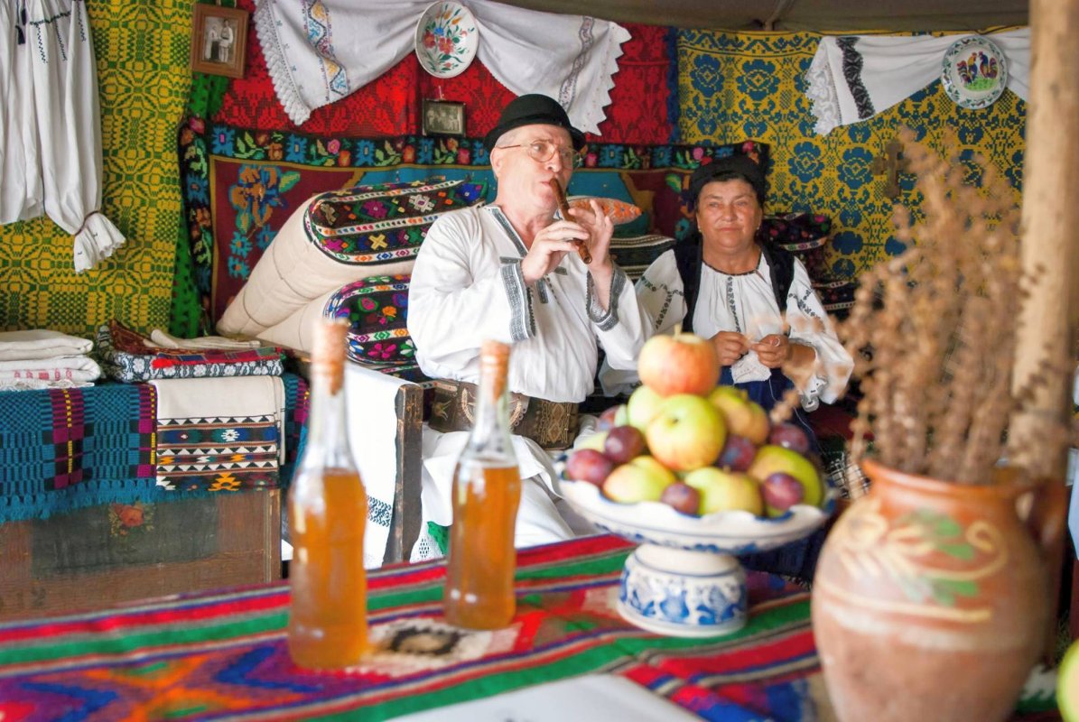 Târgul de Fete de pe Muntele Găina 56723