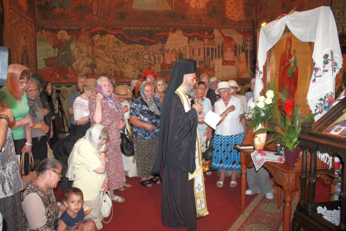 Icoana "Prodromiţa”, cinstită la Galaţi 56700