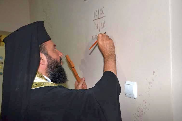 Slujire și binecuvântare  în Parohia Lăpușnicu Mare 56671