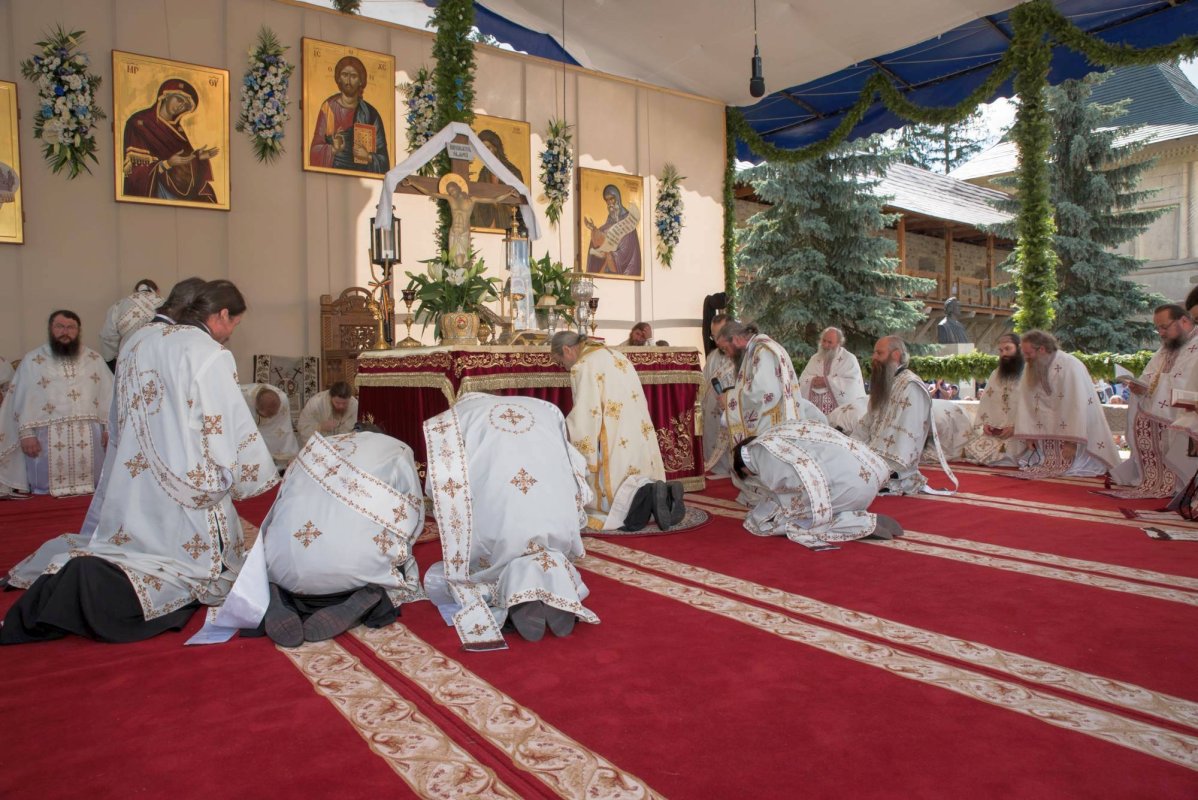 Mănăstirea Putna, un rug aprins de 550 de ani  56511