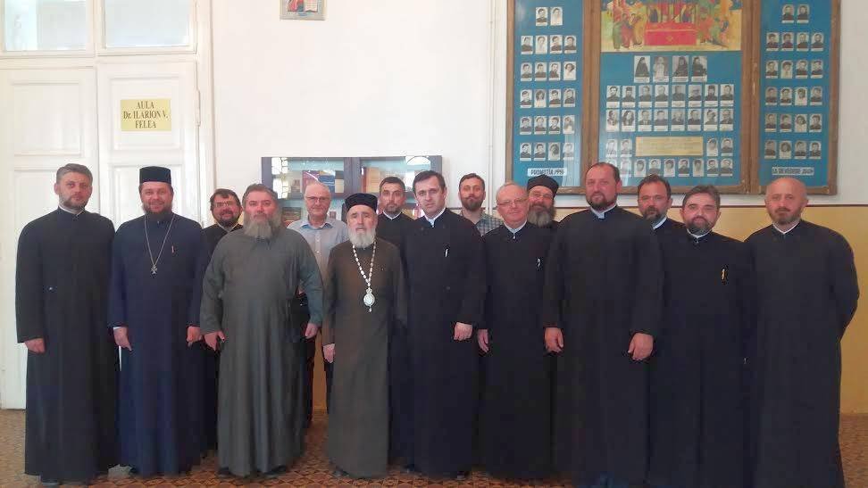 Prezență arhierească la consiliul facultății din Arad 56498