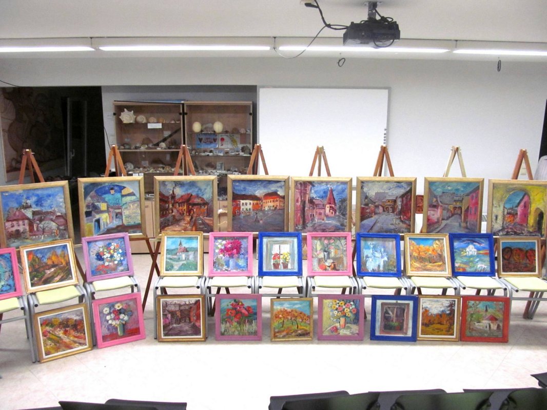 Artă plastică: Expoziţie de pictură românească la Muzeul Olimpului 56552