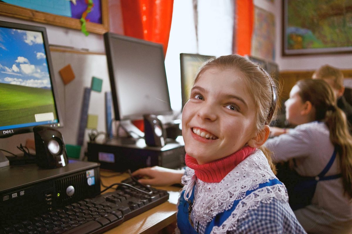 Cu ochii deschiși spre nevoile altora 56569