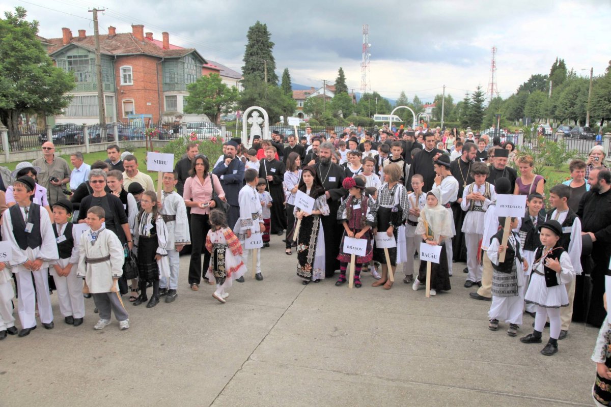 Festivalul Internațional de toacă și clopote, de la Victoria       56437