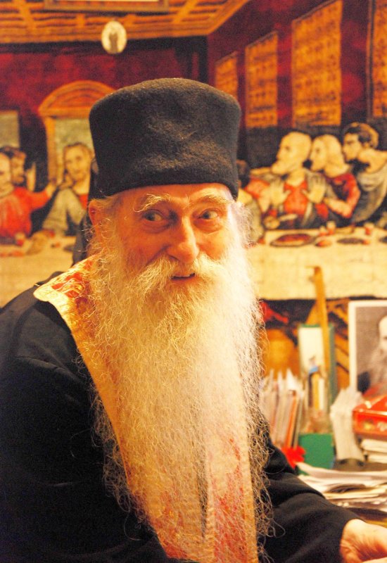 Slujbă de pomenire pentru părintele Arsenie Papacioc 56472