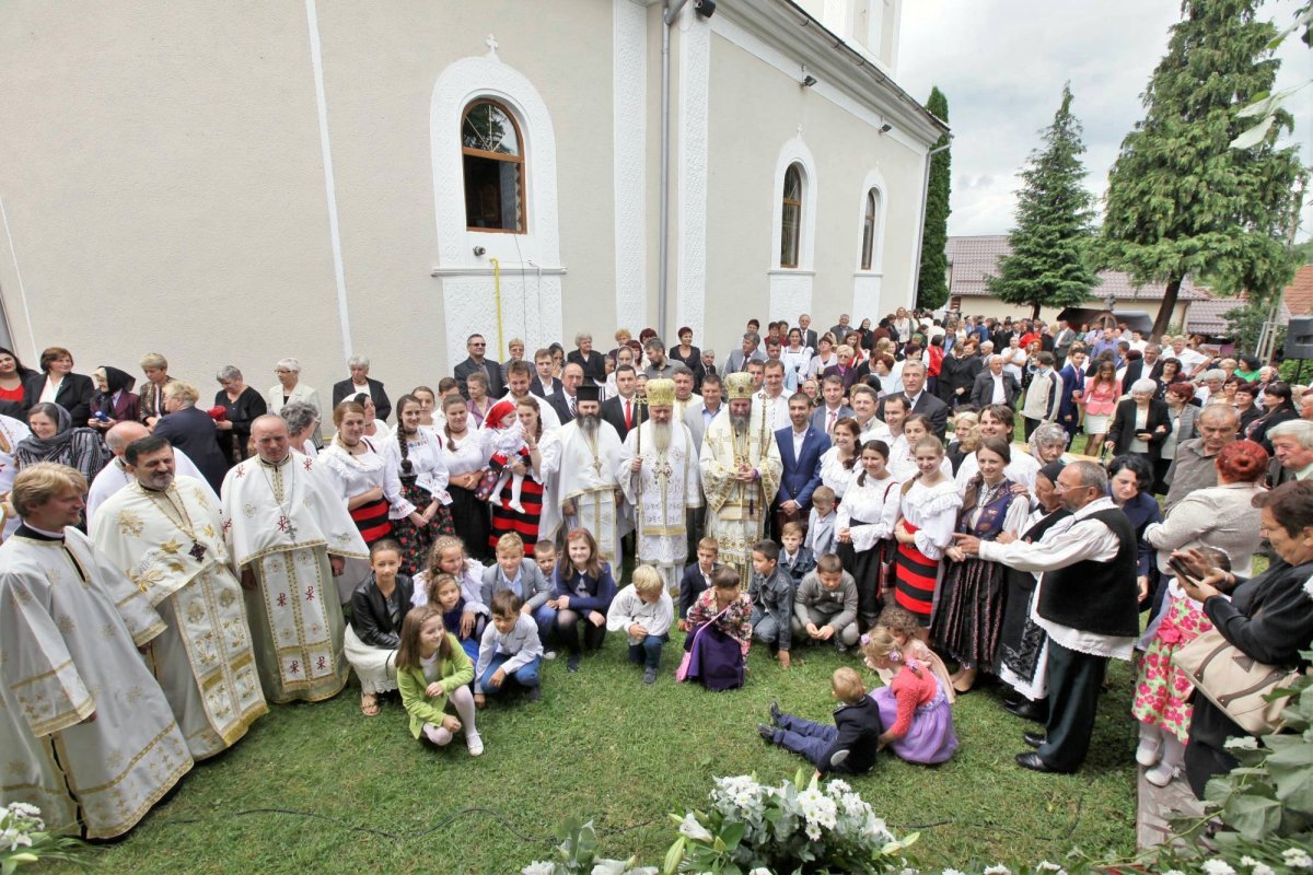 Sfințiri și binecuvântări arhierești în Duminica a IV-a după Rusalii 56373