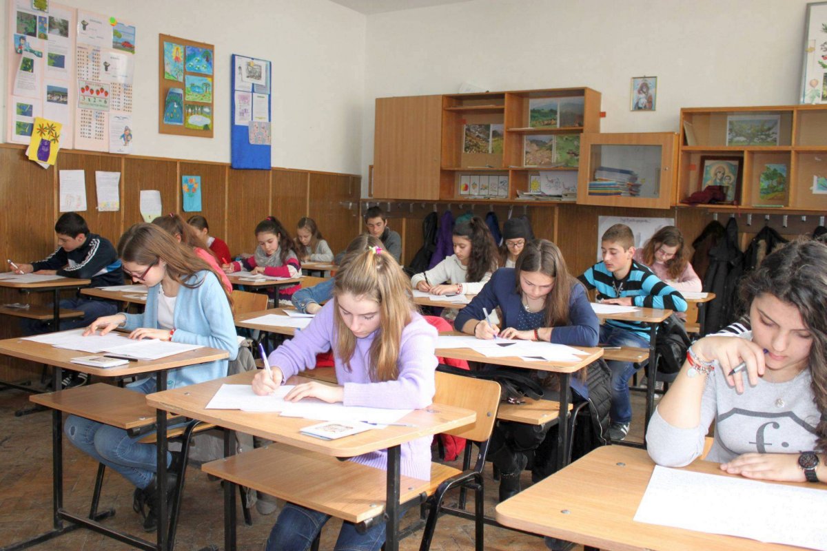 „Biserica și școala, alianță pentru o speranţă” 56359