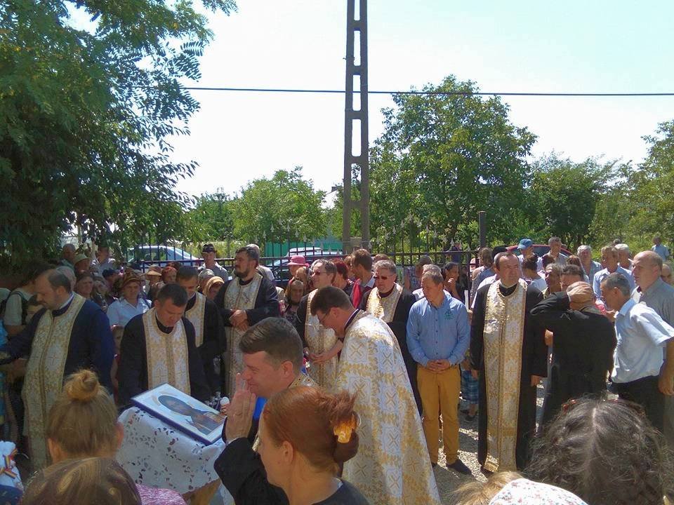 Aşezământ social în Parohia Motoşeni 56224