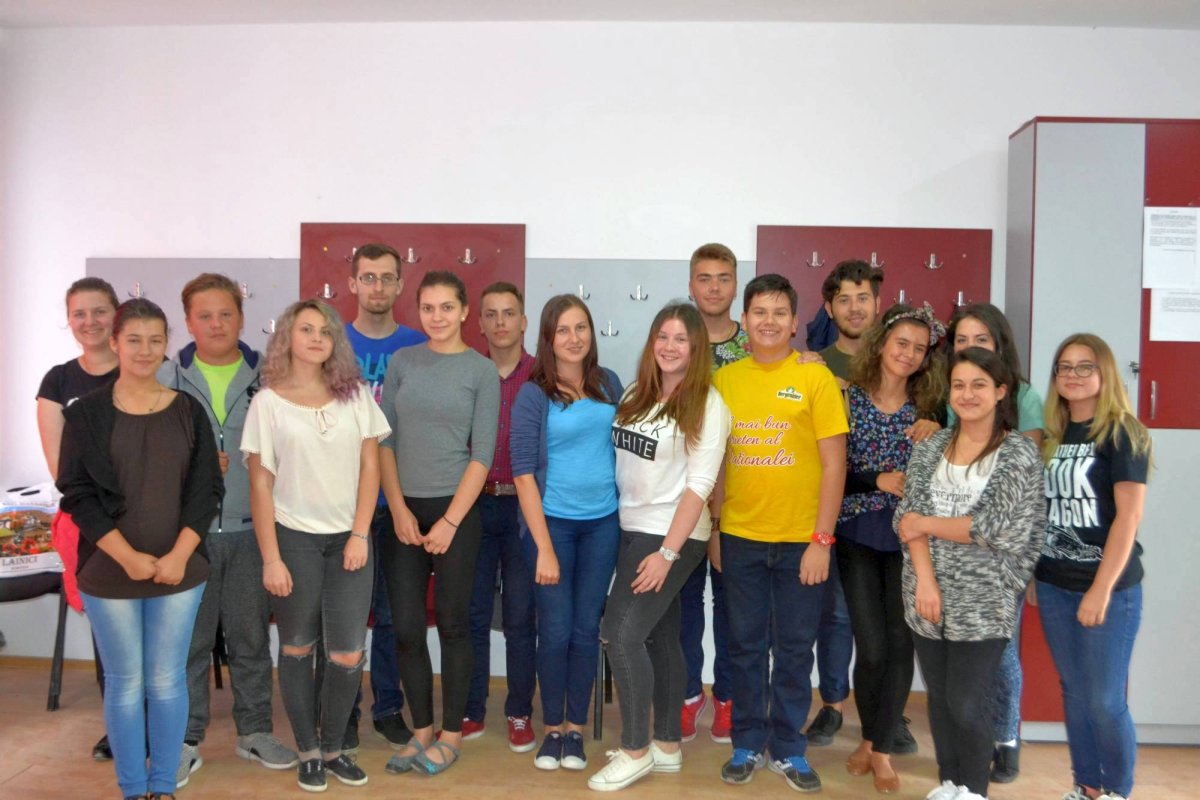 Colaborare fructuoasă între tineri și Biserică 56265