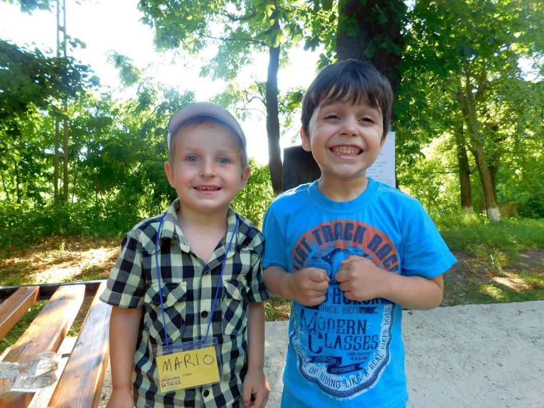 Prima tabără din Pridvorul Satului, prima bucurie pentru tinerii din Talpa 56216