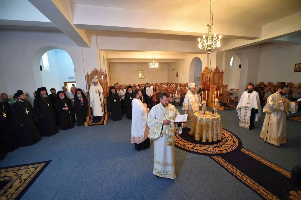 Patriarhul României, sărbătorit la 65 de ani de viaţă 56131