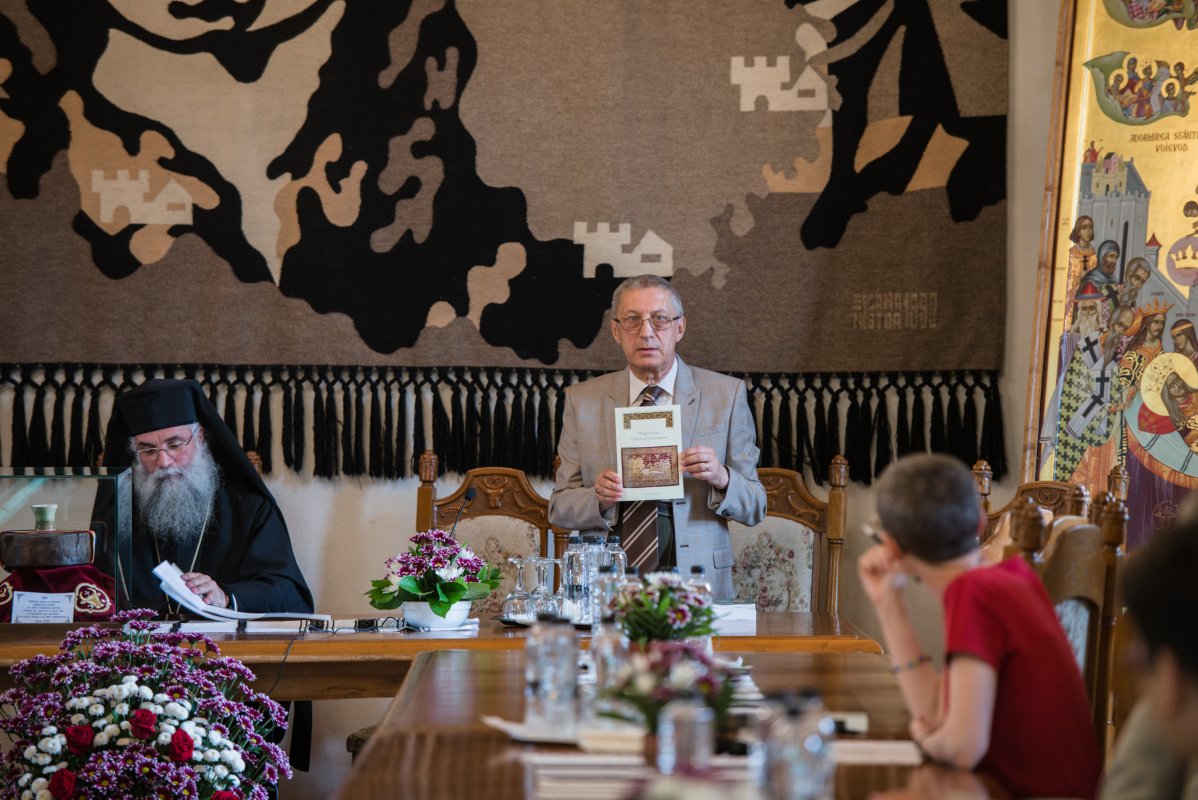 Prima zi de comunicări a „Colocviilor Putnei“ 56094