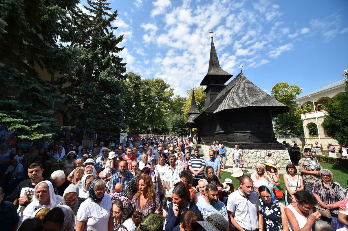 Bunătatea lui Hristos eliberează oamenii 56082